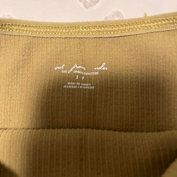 Halter top - Picture 4 of 4